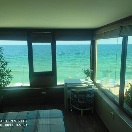 Hemingway Rooms In Happy Beach Varna Eksteriør bilde