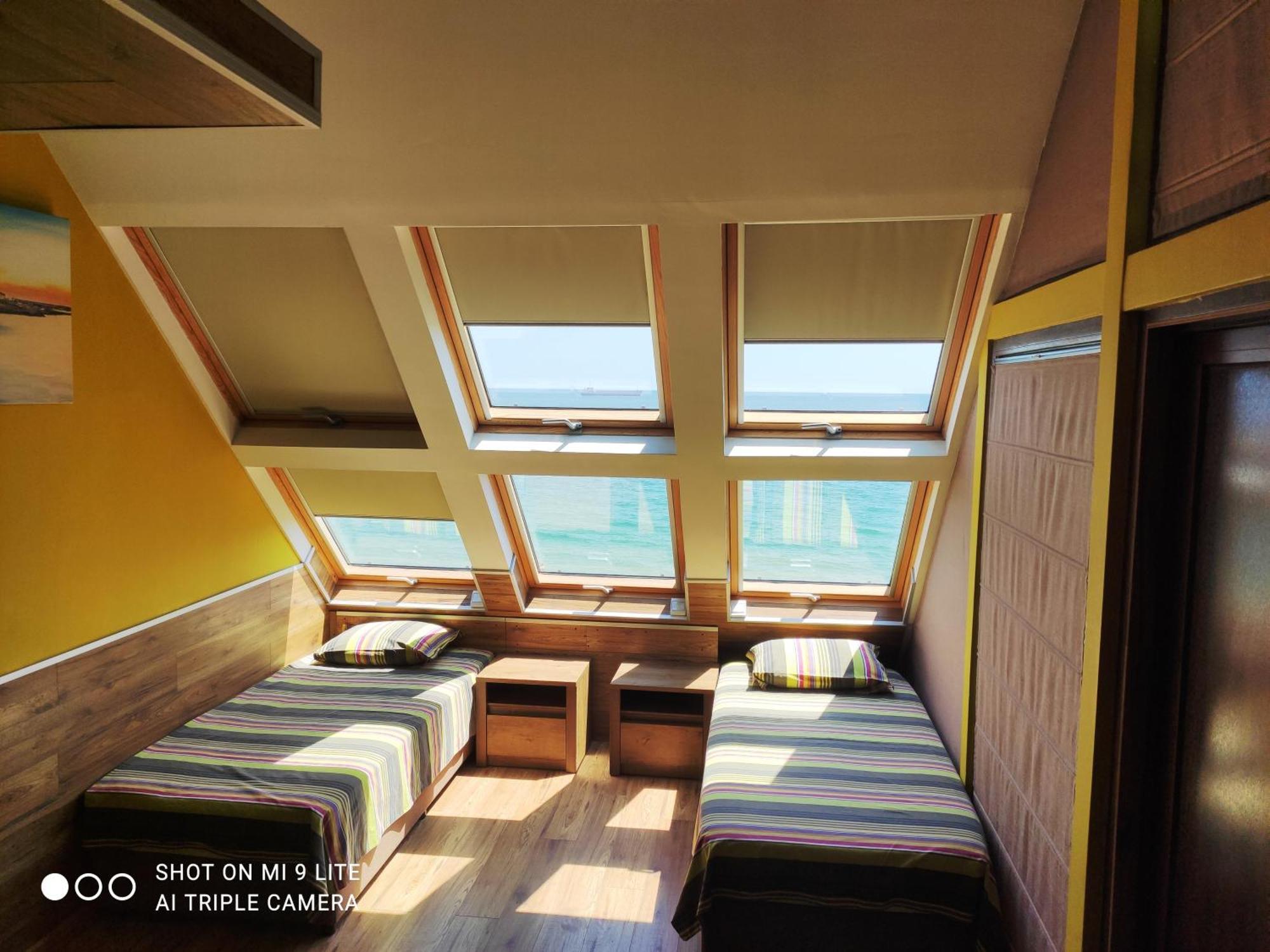 Hemingway Rooms In Happy Beach Varna Eksteriør bilde