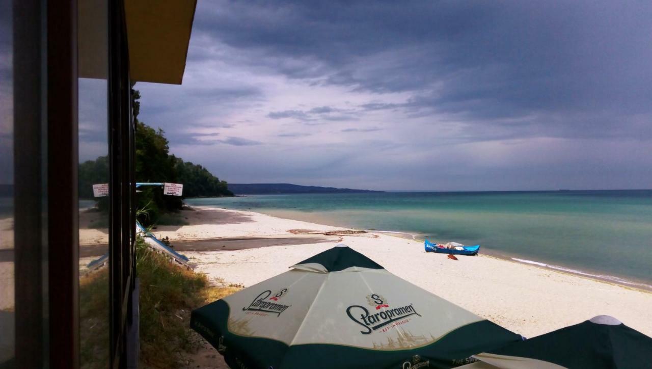 Hemingway Rooms In Happy Beach Varna Eksteriør bilde