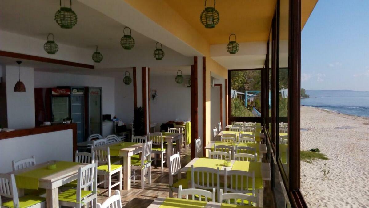 Hemingway Rooms In Happy Beach Varna Eksteriør bilde